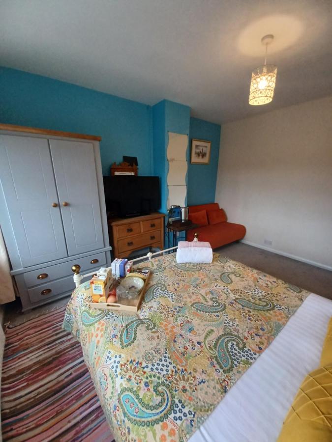 Stunning Homestay In Wolverhampton Bushbury 外观 照片