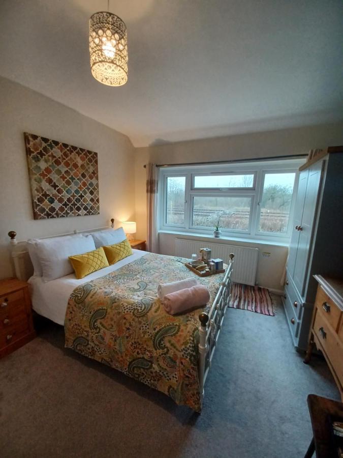 Stunning Homestay In Wolverhampton Bushbury 外观 照片