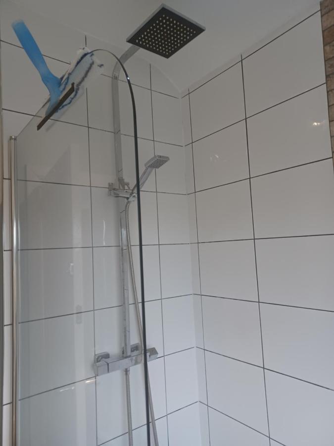 Stunning Homestay In Wolverhampton Bushbury 外观 照片