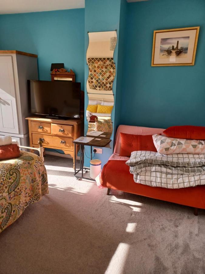 Stunning Homestay In Wolverhampton Bushbury 外观 照片